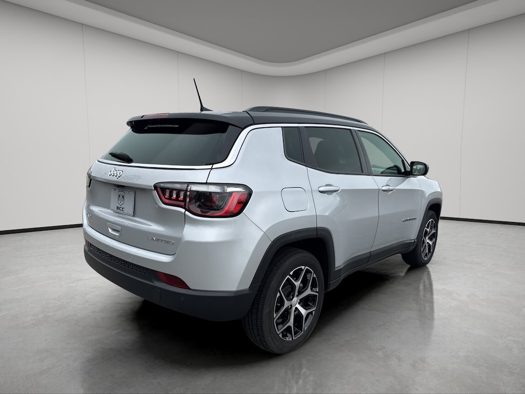 Used 2024 Jeep Compass SUV