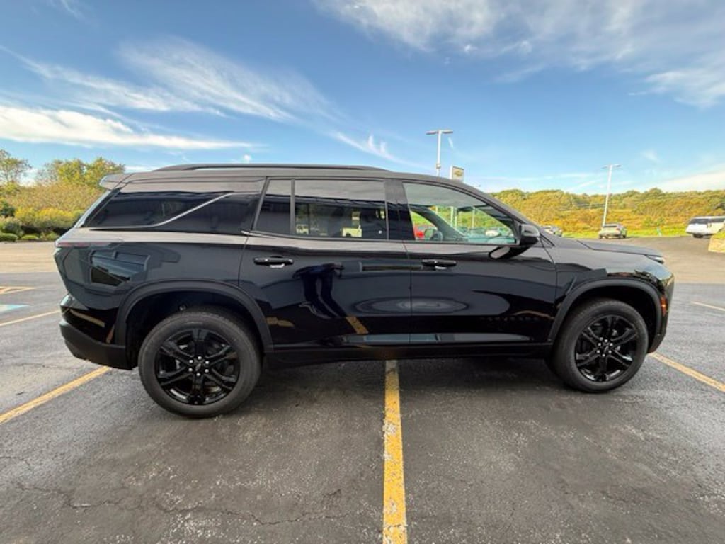 New 2027 Chevrolet Traverse LT SUV
