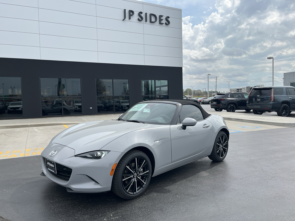 2026 Mazda MX-5 MIATA Grand Touring CONVERTIBLE