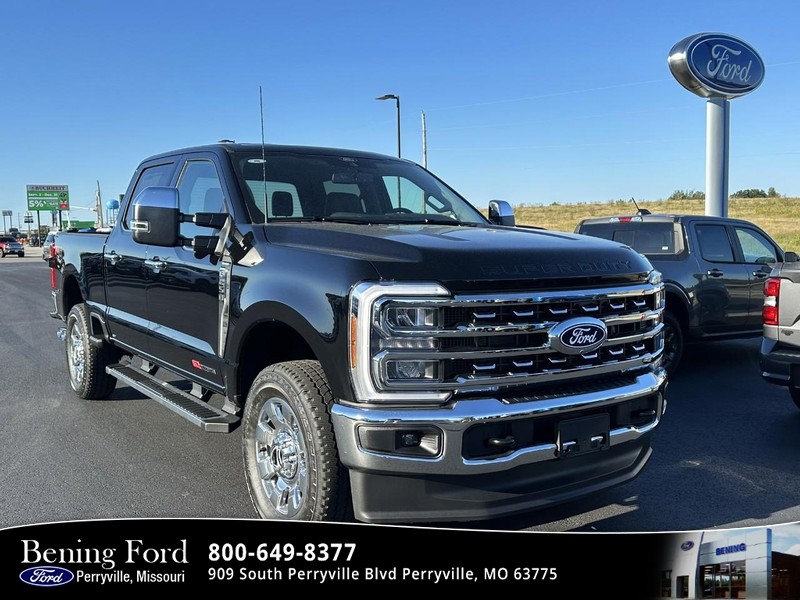 New 2027 Ford Super Duty F-250® Lariat® TRUCK