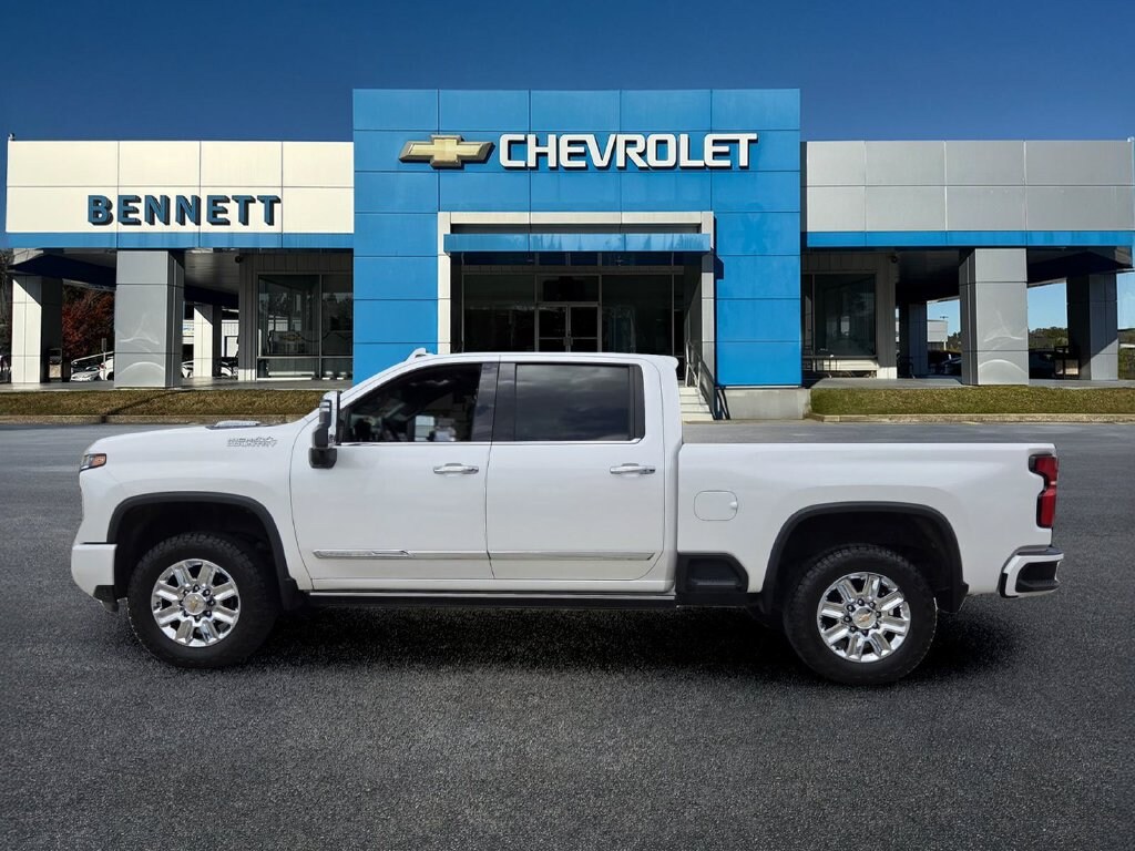 Used 2024 Chevrolet Silverado 2500 HD High Country Truck