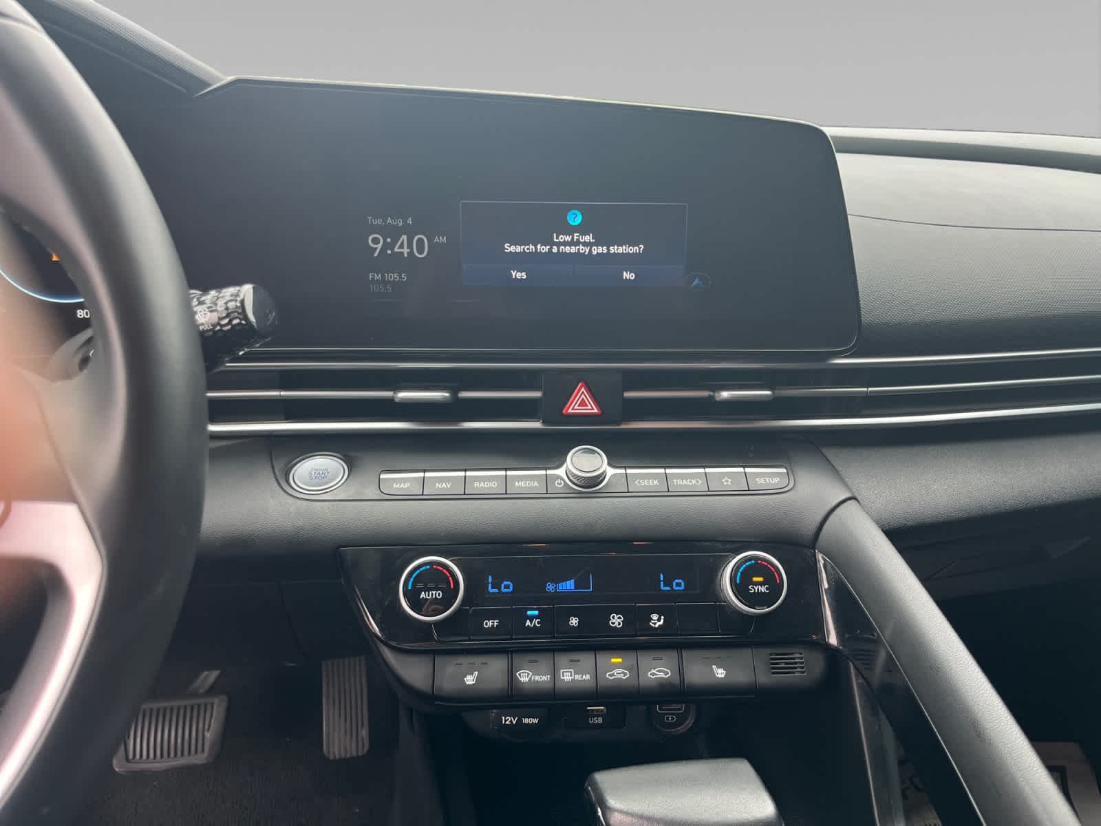 2023 Hyundai Elantra SEL - Photo 13