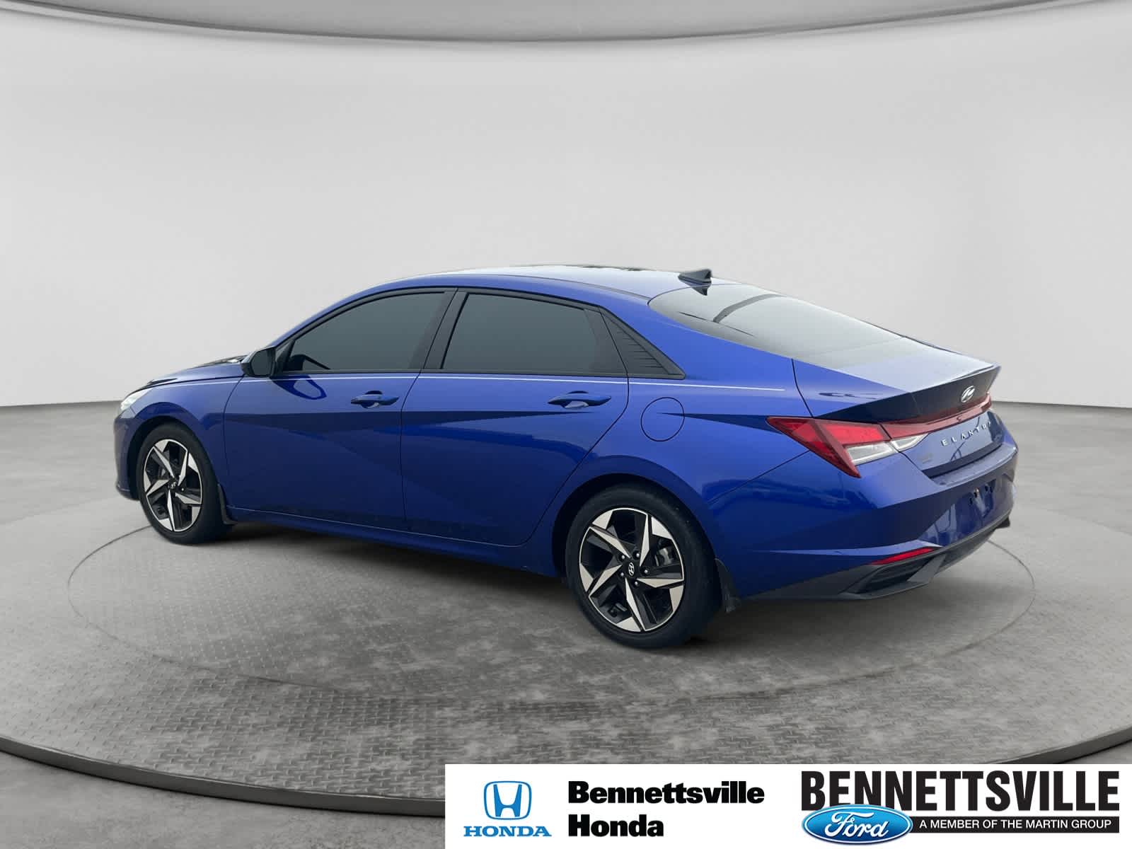 2023 Hyundai Elantra SEL - Photo 6
