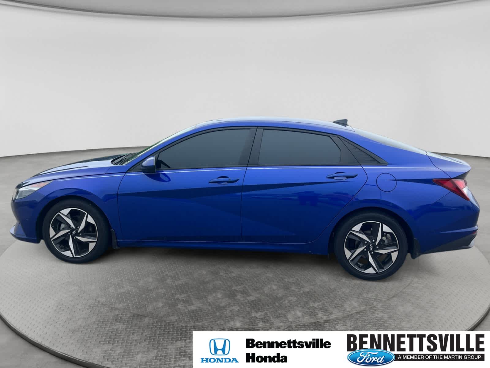 2023 Hyundai Elantra SEL - Photo 7