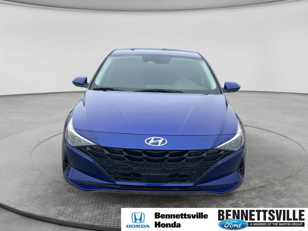 Used 2023 Hyundai Elantra SEL IVT