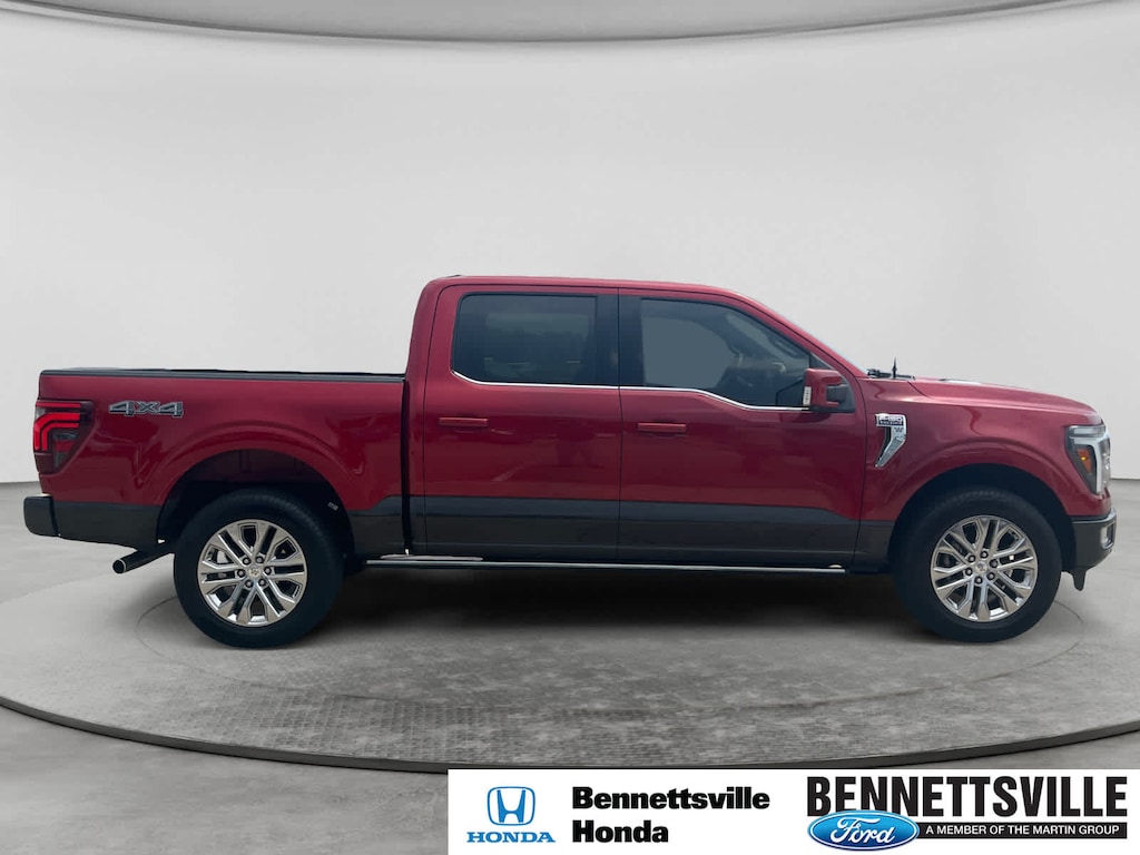 Used 2024 Ford F-150 King Ranch 4WD Supercrew 5.5 Box 4WD SuperCrew 5.5 Box