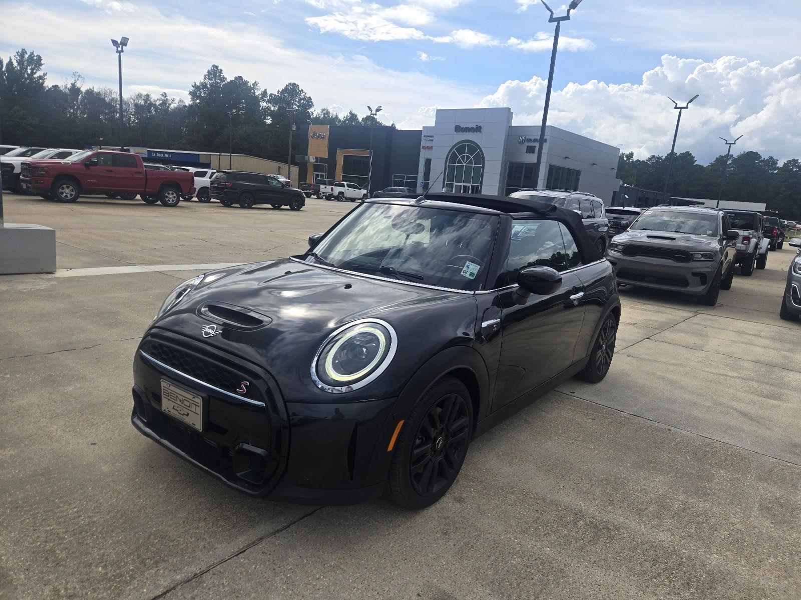 2023 MINI Convertible