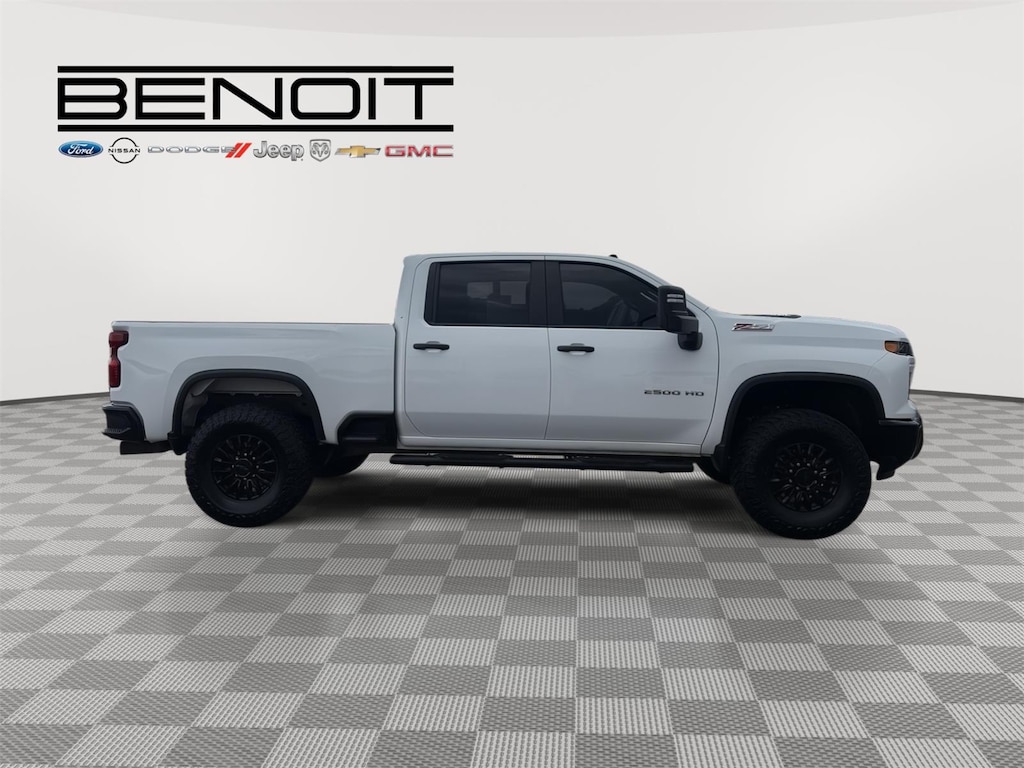 Used 2024 Chevrolet Silverado 2500 HD Custom Truck