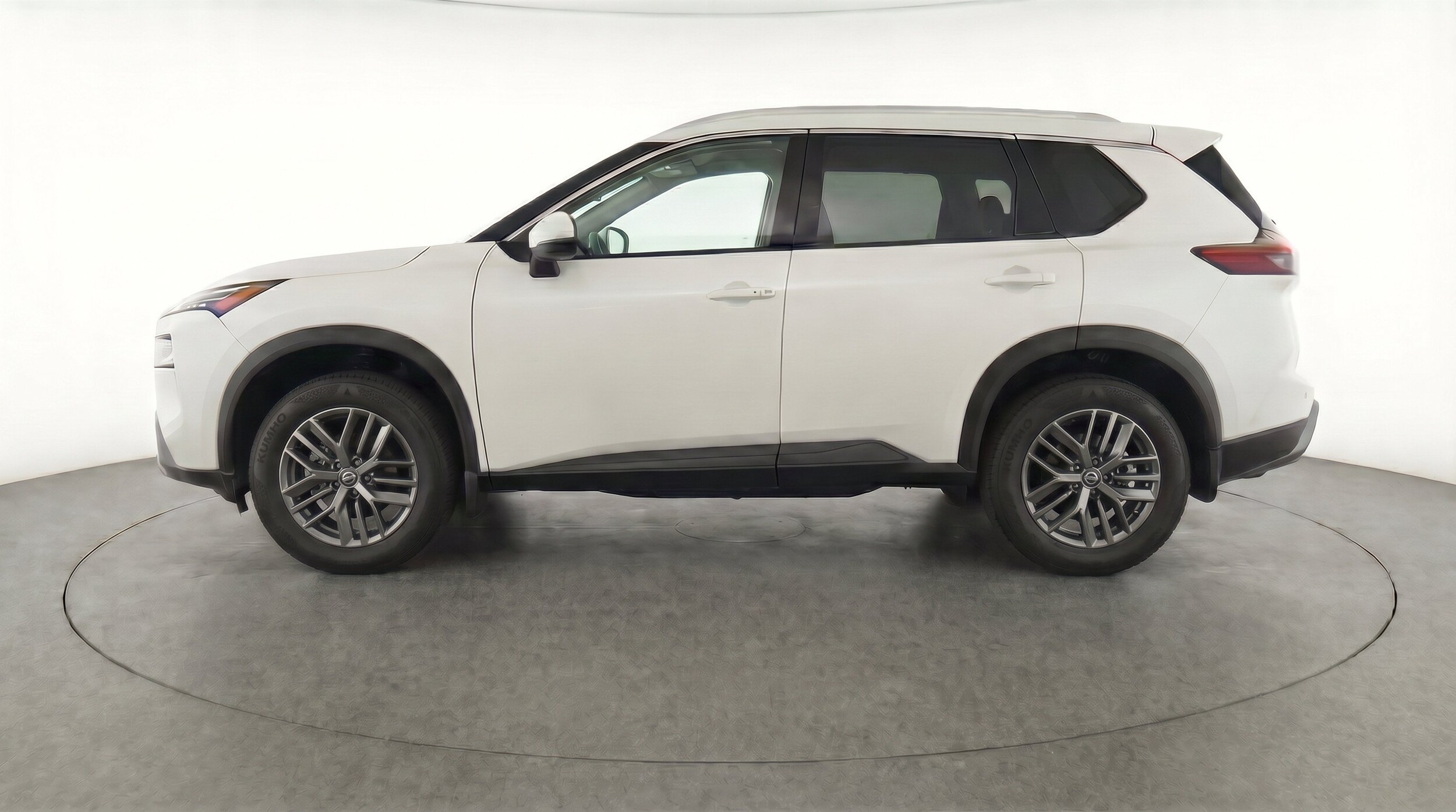 Thumbnail: 2026 Nissan Rogue - 5