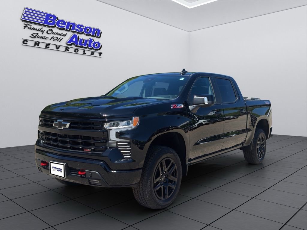 2025 Chevrolet Silverado 1500 LT Trail Boss Truck Crew Cab