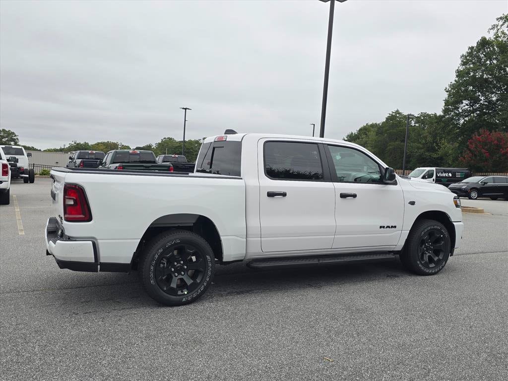 New 2027 Ram 1500 EXPRESS CREW CAB 4X4 5'7' BOX Pickup