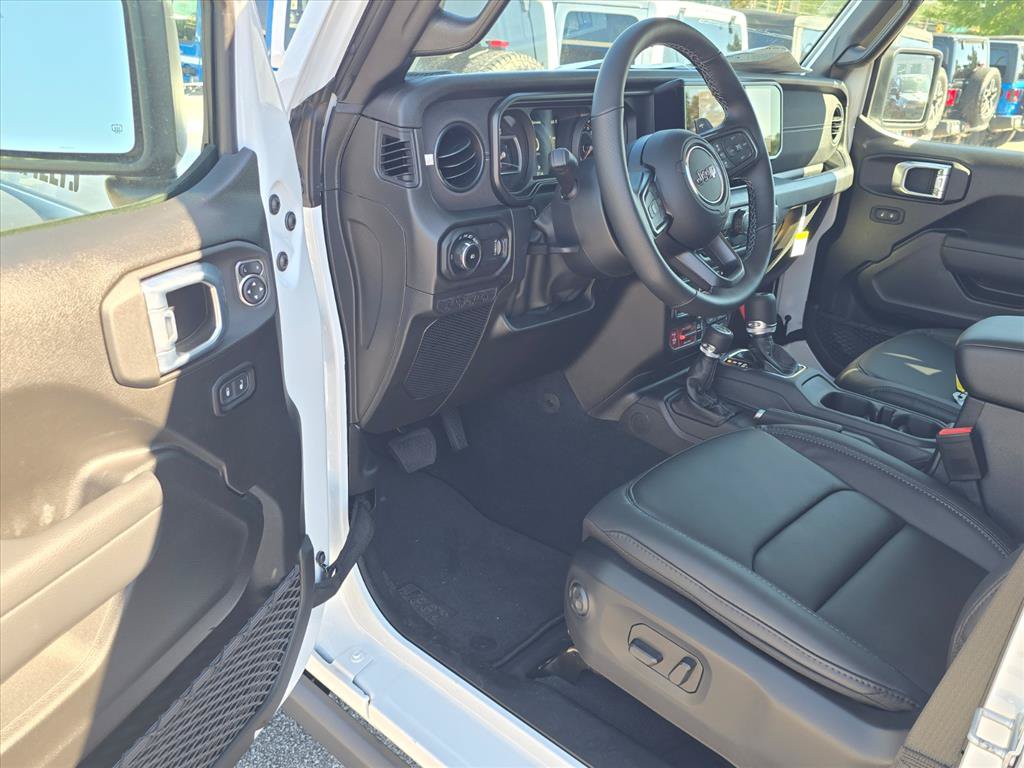 New 2027 Jeep Wrangler 4-DOOR MOAB Sport Utility