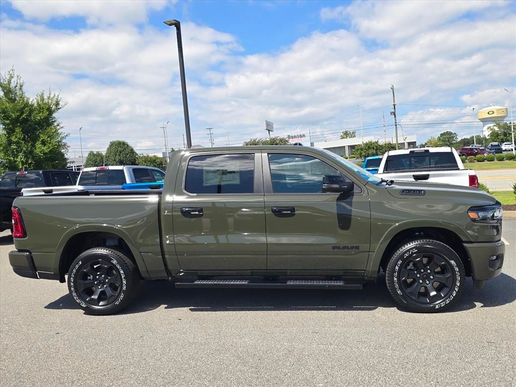 New 2026 Ram 1500 BIG HORN CREW CAB 4X4 5'7 BOX Pickup