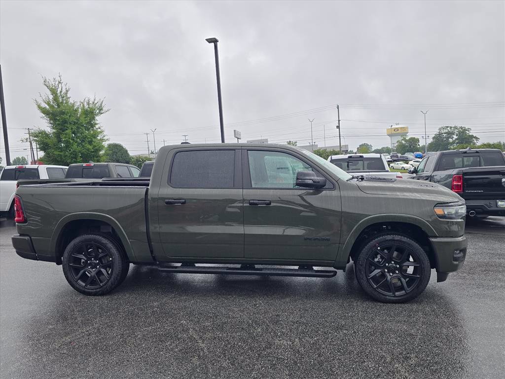 New 2026 Ram 1500 LARAMIE CREW CAB 4X4 5'7 BOX Pickup