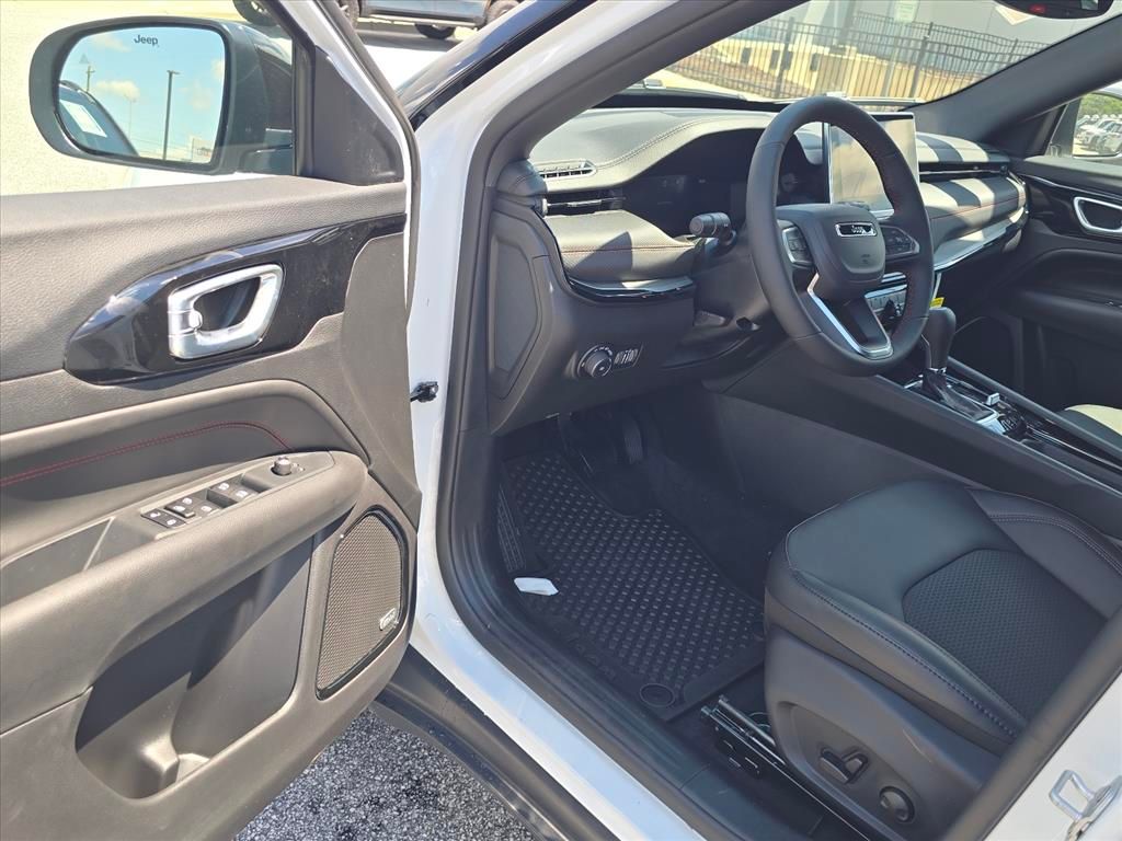 New 2026 Jeep Compass TRAILHAWK 4X4 Sport Utility