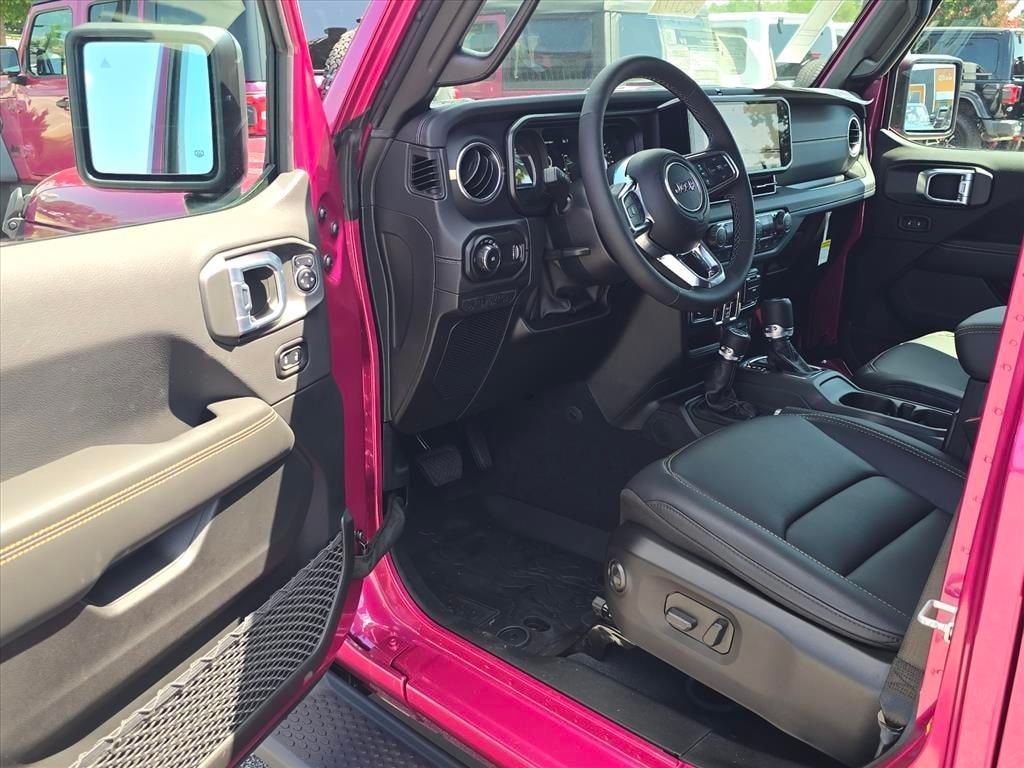 New 2026 Jeep Wrangler 4-DOOR SAHARA Sport Utility