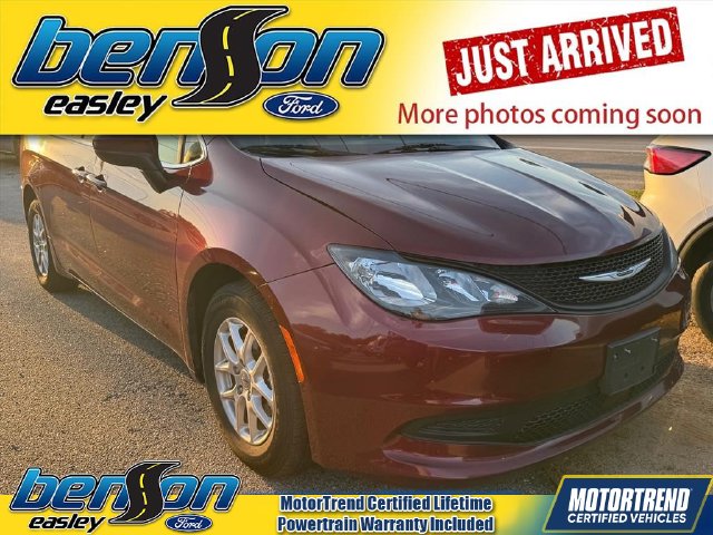 2023 Chrysler Voyager