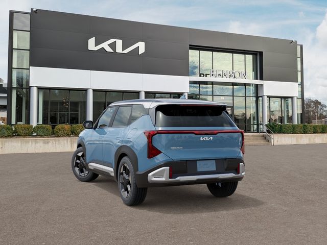 New 2027 Kia Seltos S SUV