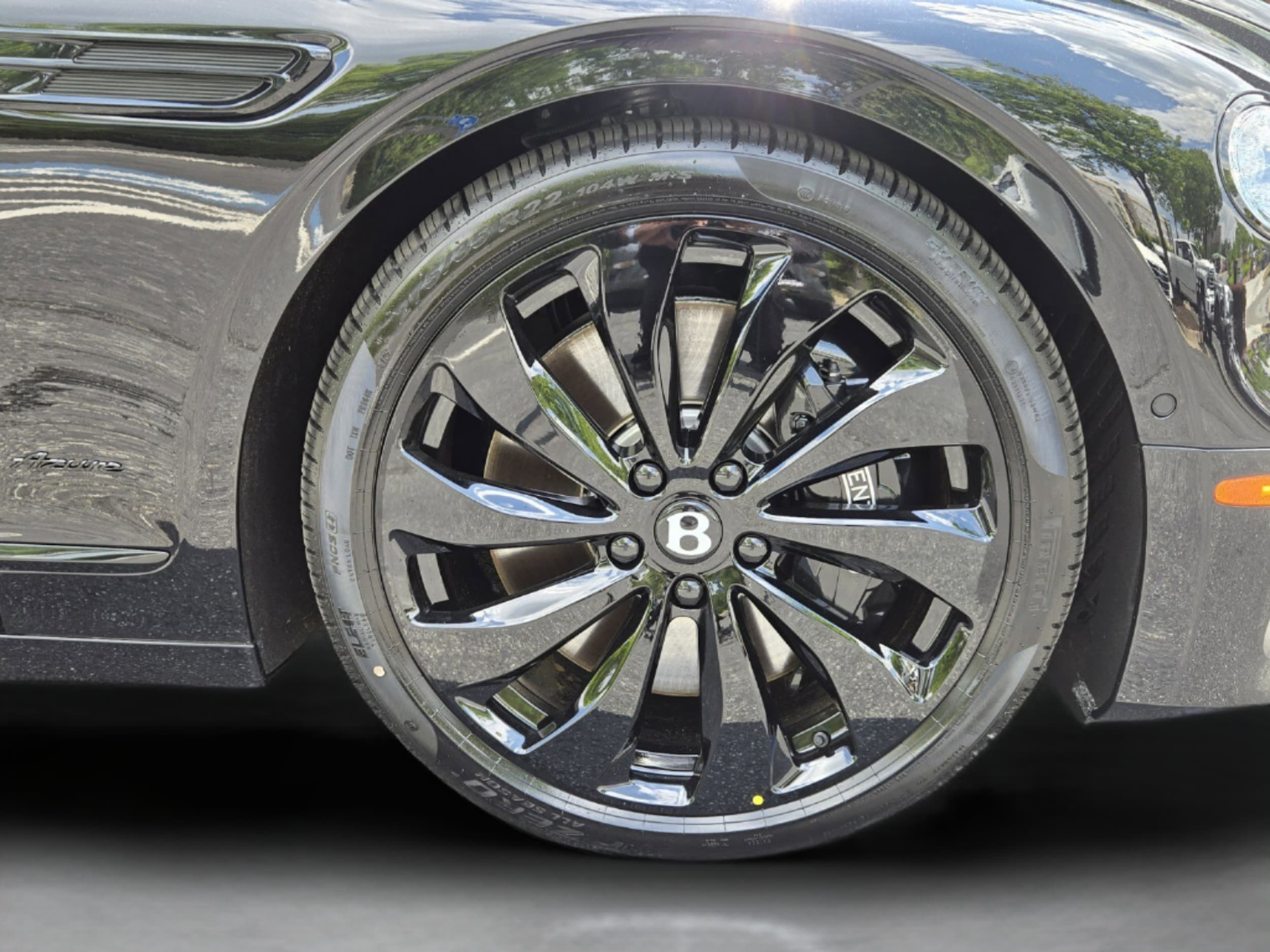 2026 Bentley Flying Spur Azure - Photo 18