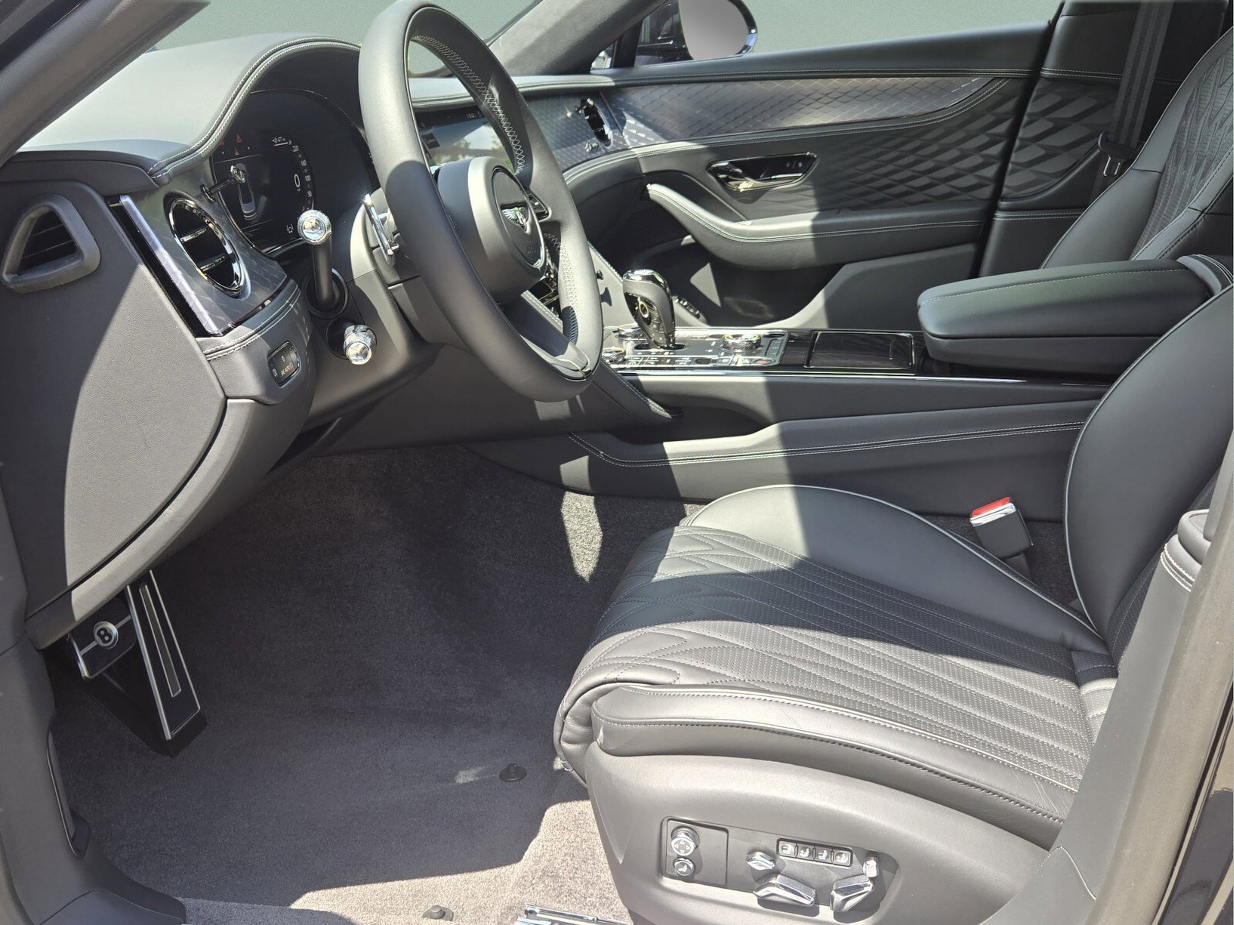 2026 Bentley Flying Spur Azure - Photo 20