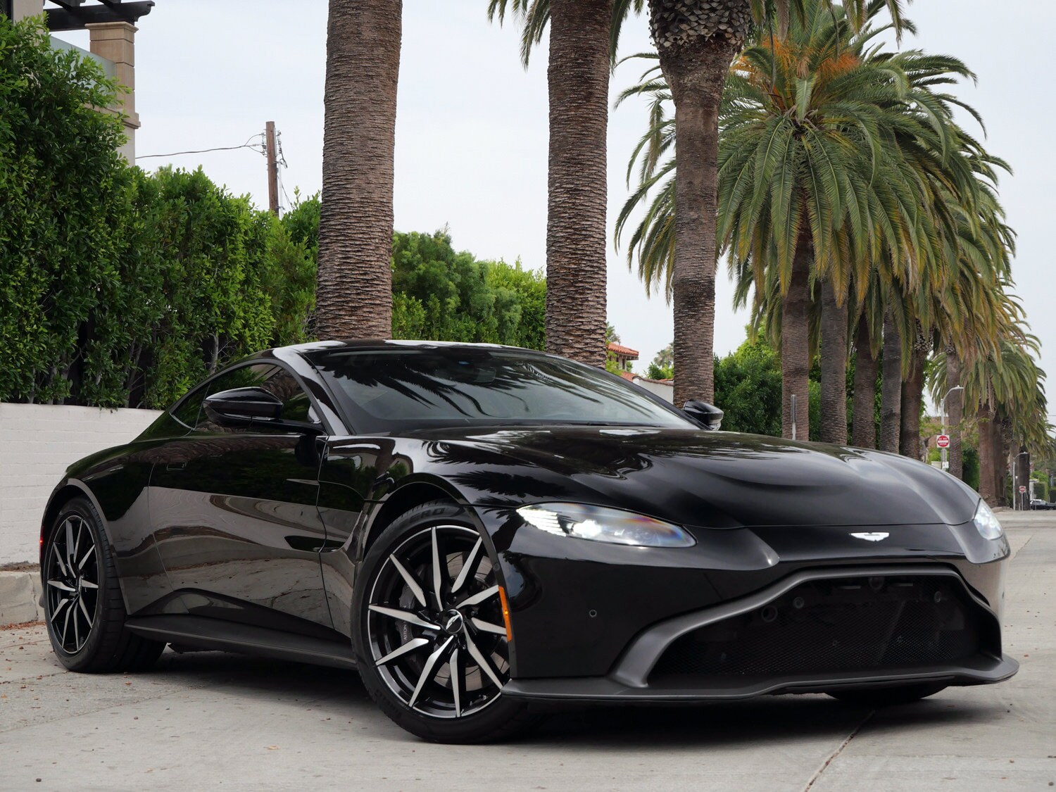 2020 Aston Martin Vantage