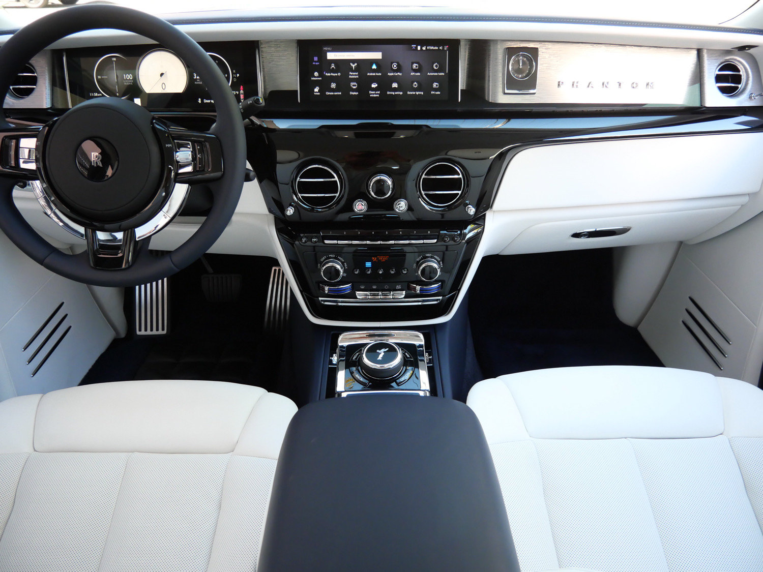 New 2027 Rolls-Royce Phantom Sedan