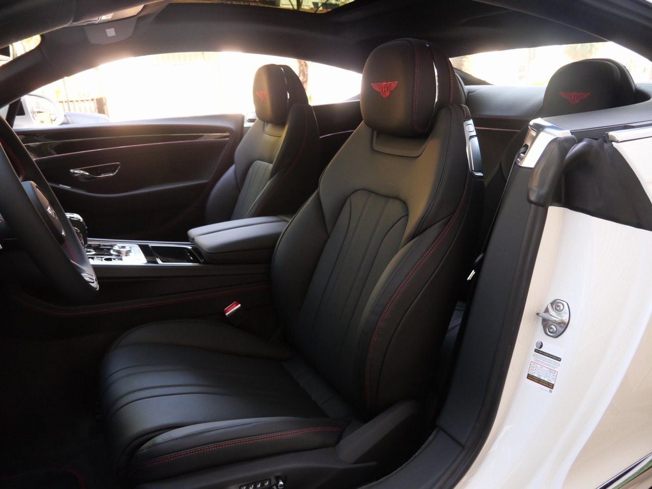 2026 Bentley Continental GT - Photo 14