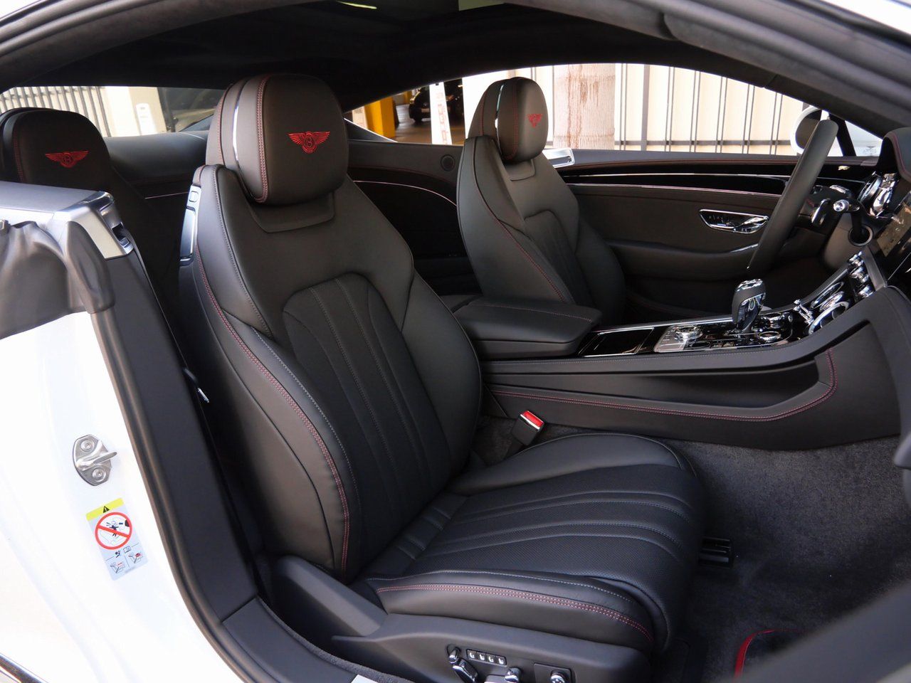 2026 Bentley Continental GT - Photo 19
