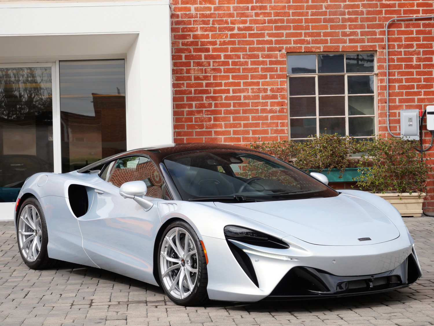 2026 McLaren Artura