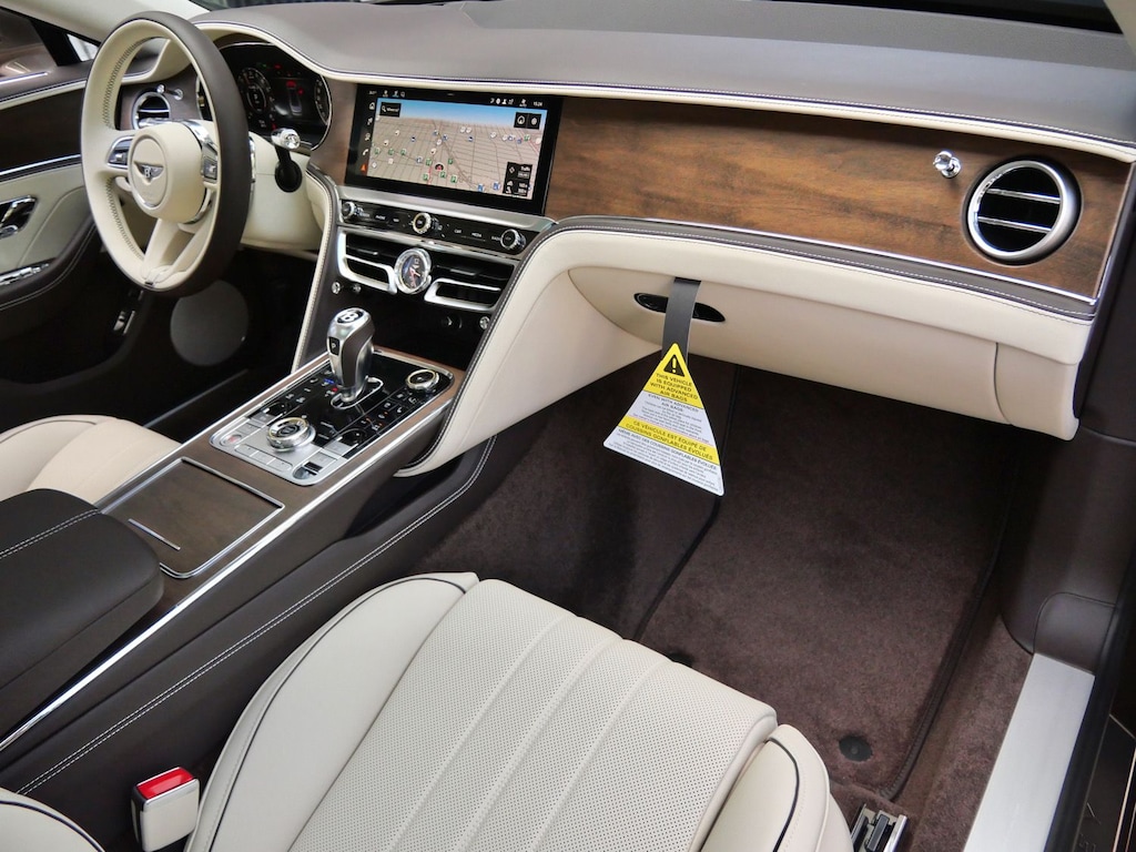 New 2026 Bentley Flying Spur V8 Sedan