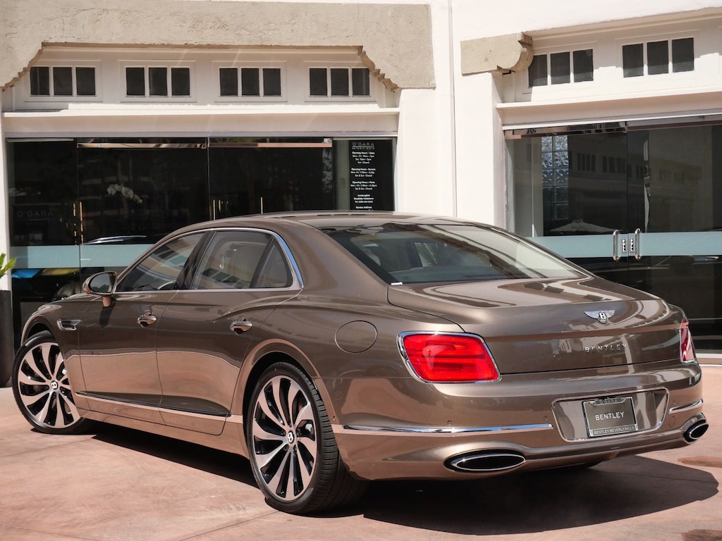 New 2026 Bentley Flying Spur V8 Sedan