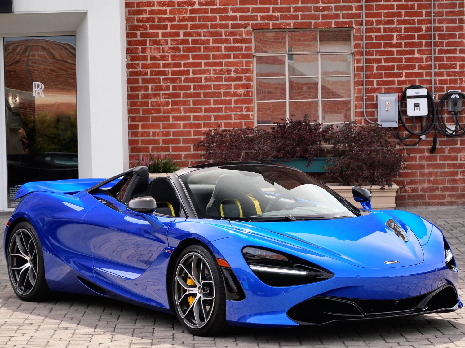 2022 McLaren 720S