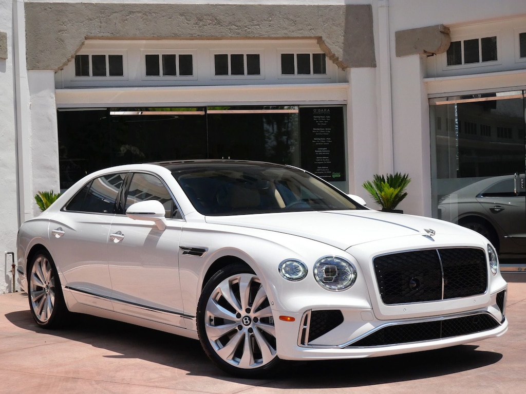 New 2026 Bentley Flying Spur V8 Sedan