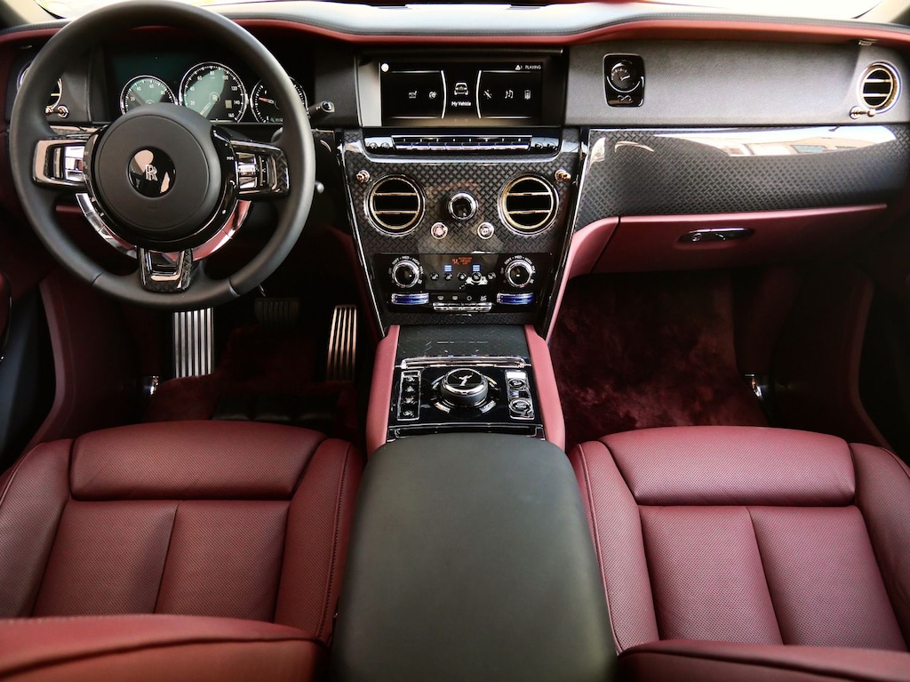 Certified 2023 Rolls-Royce Black Badge Cullinan . SUV