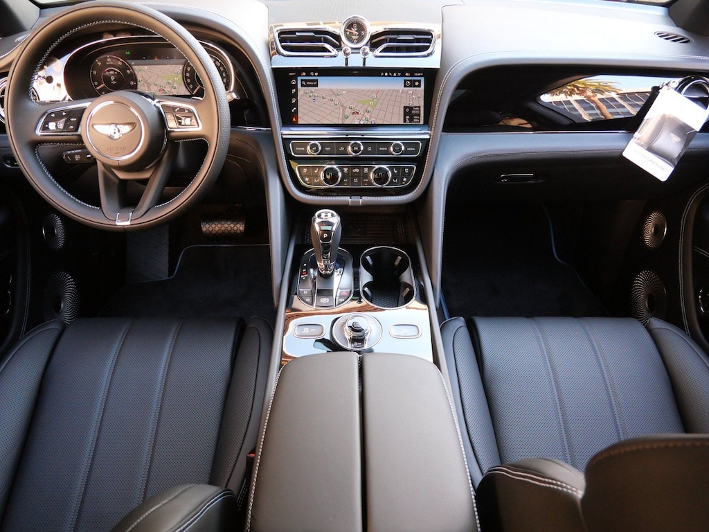 Used 2025 Bentley Bentayga EWB SUV