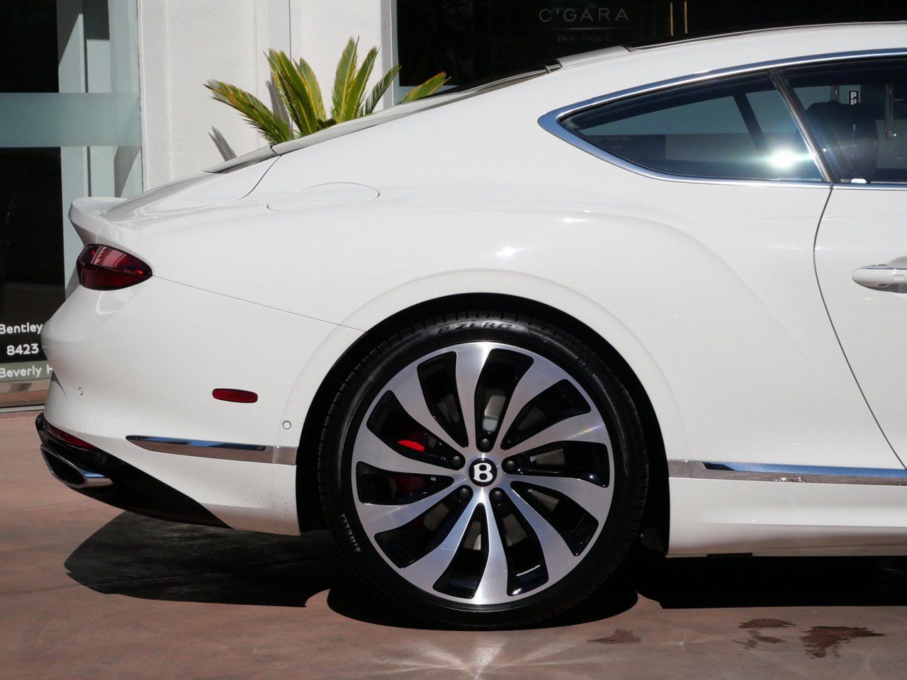 2026 Bentley Continental GT - Photo 9