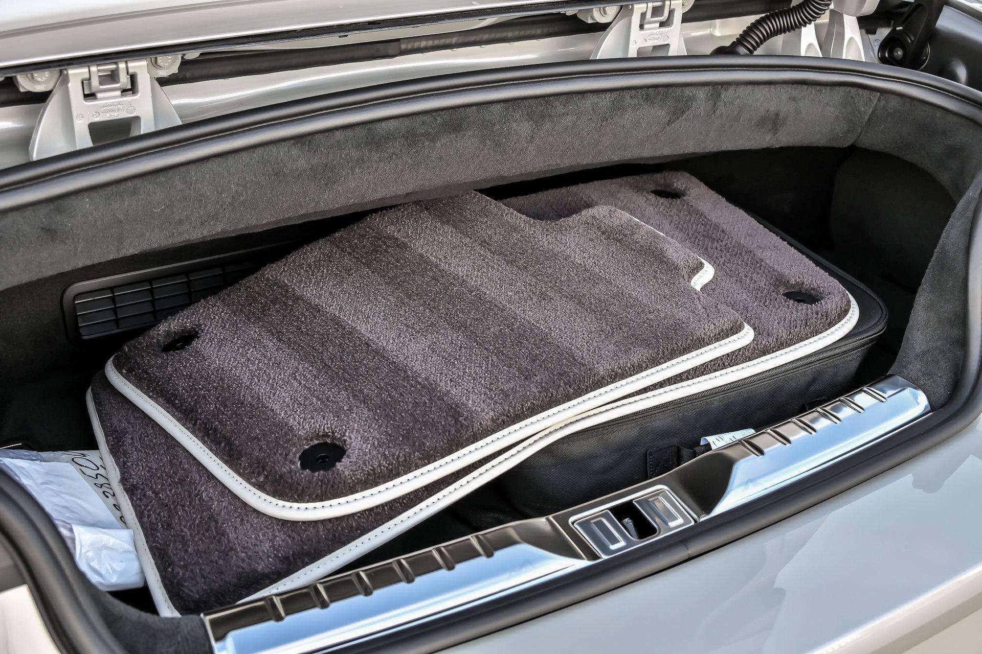 2026 Bentley Continental GTC - Photo 16