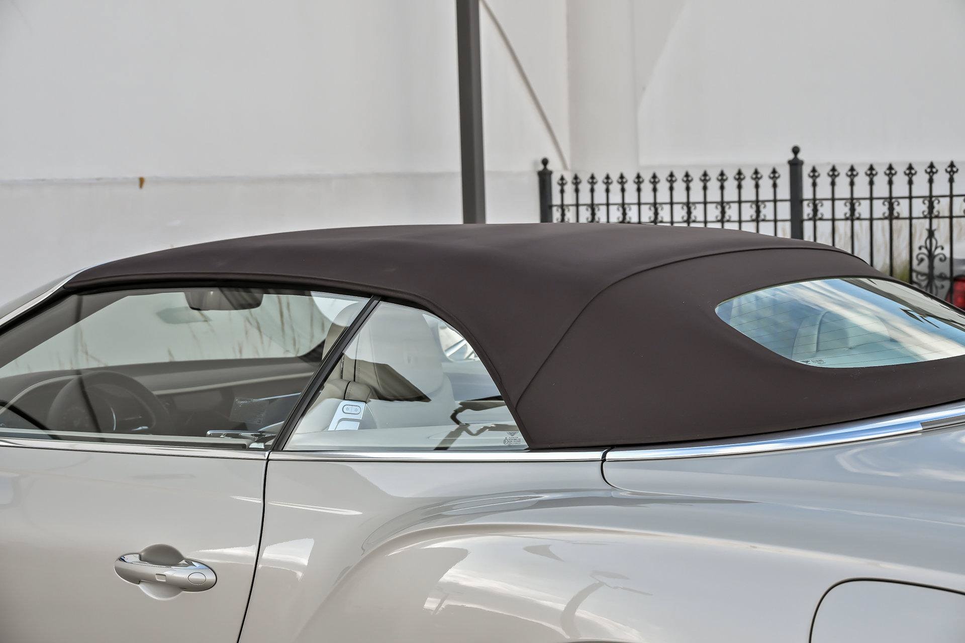 2026 Bentley Continental GTC - Photo 23