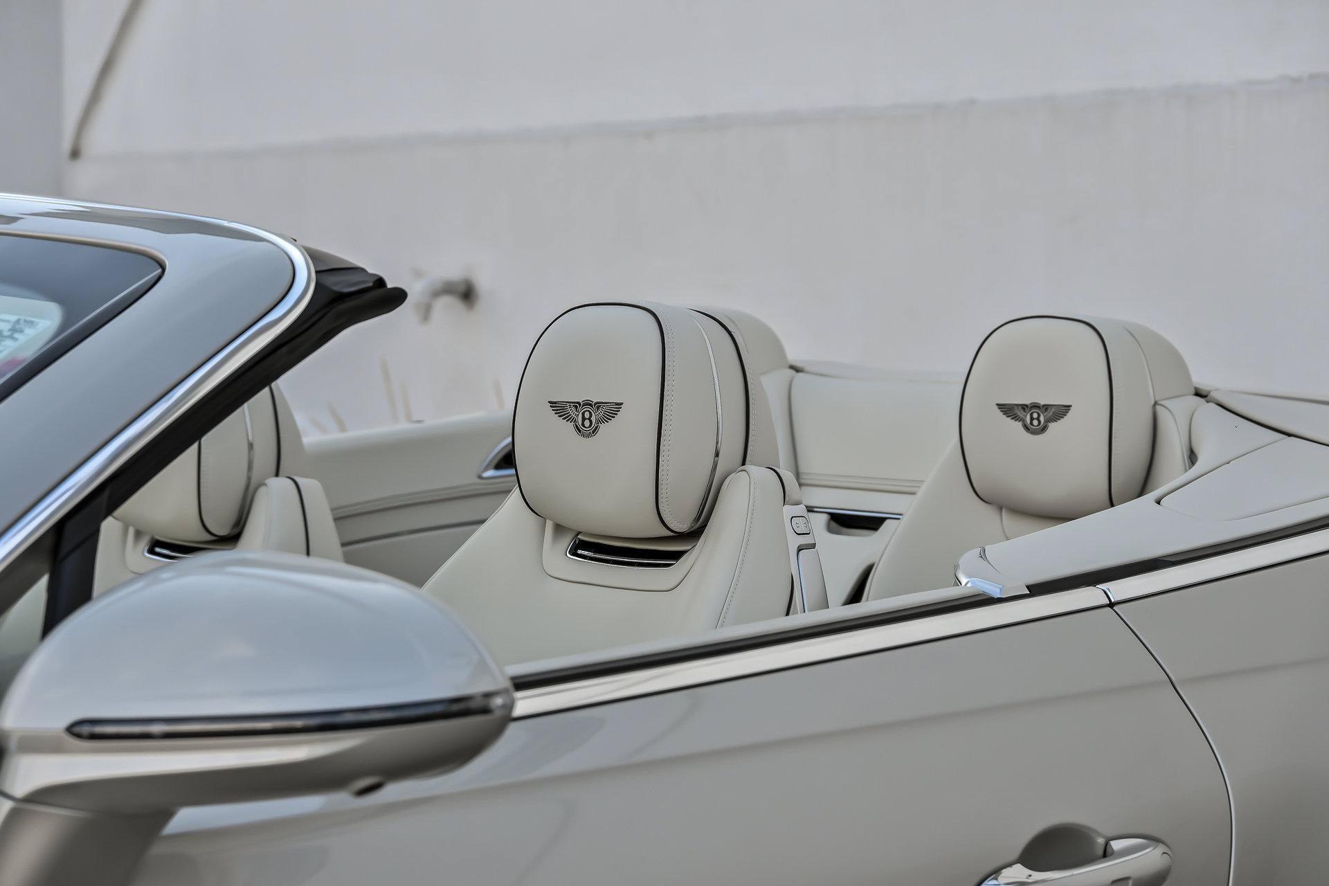 2026 Bentley Continental GTC - Photo 14