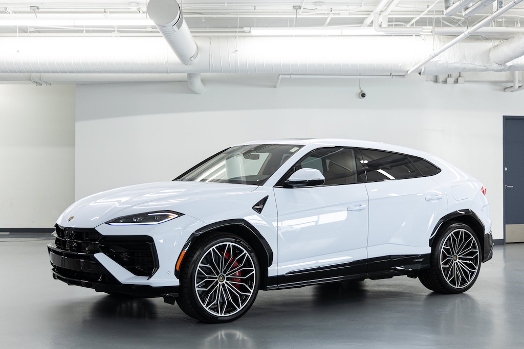 Used 2026 Lamborghini Urus SE SE AWD