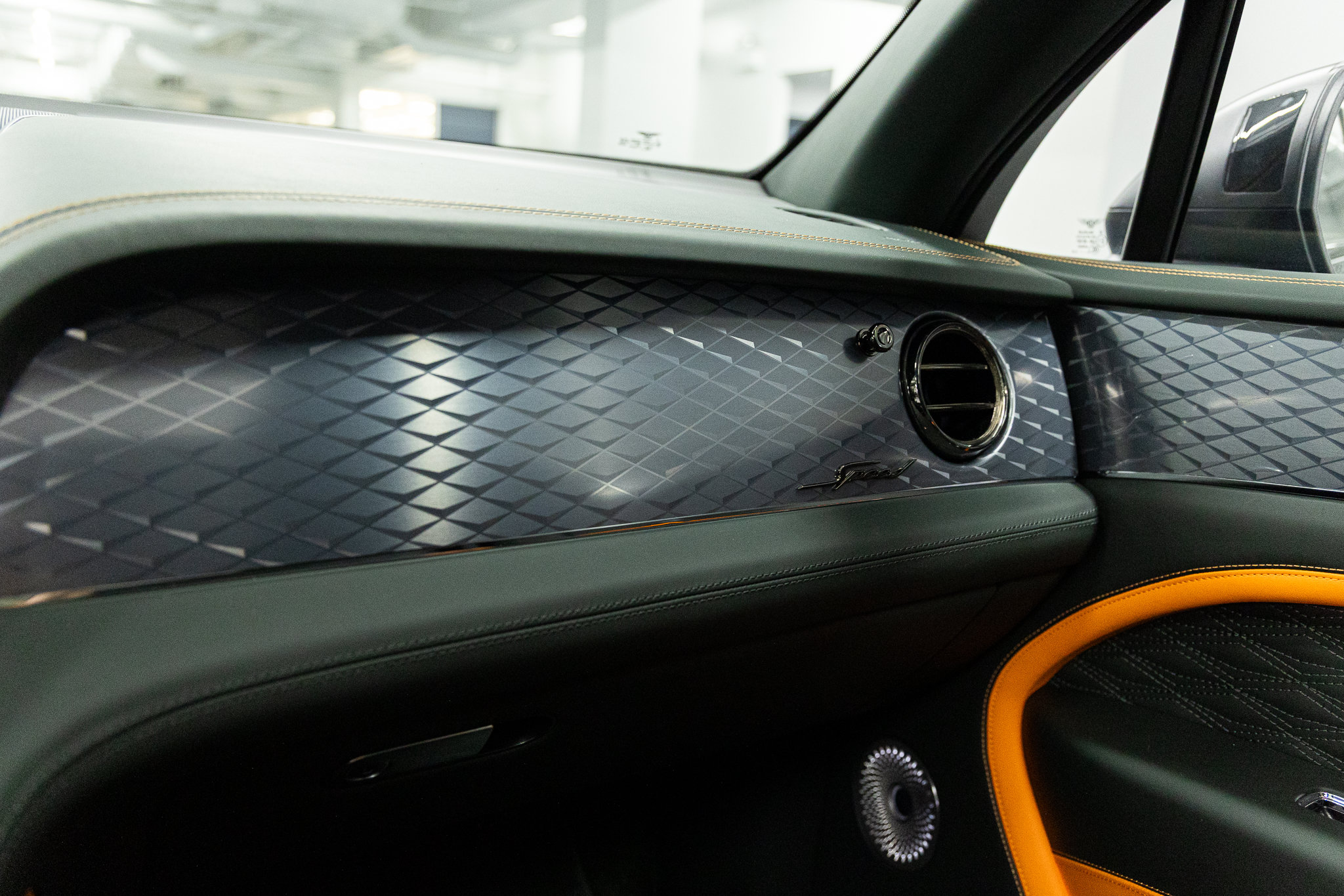 2026 Bentley Bentayga Speed - Photo 37