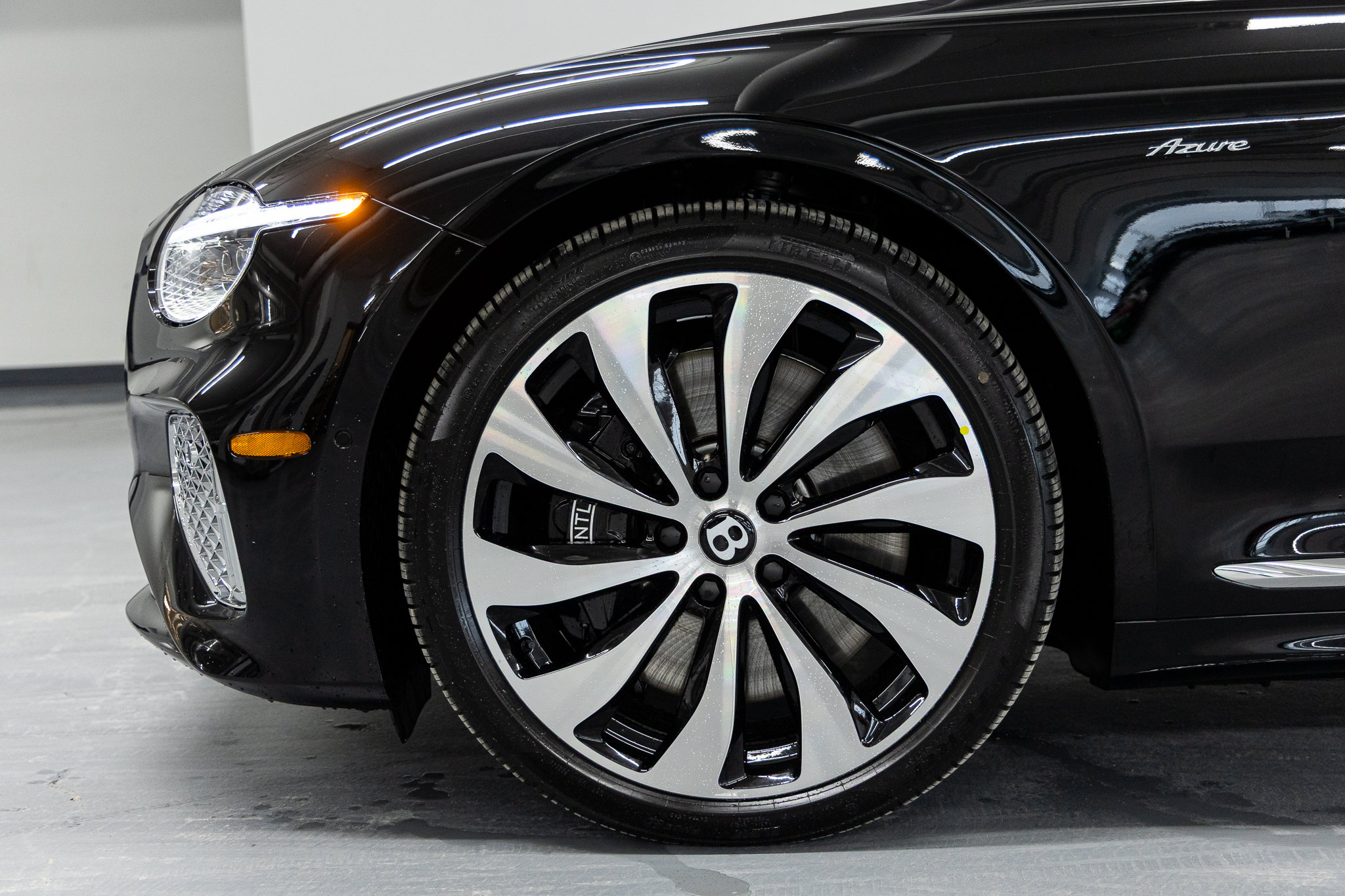 2026 Bentley Continental GT Azure - Photo 16