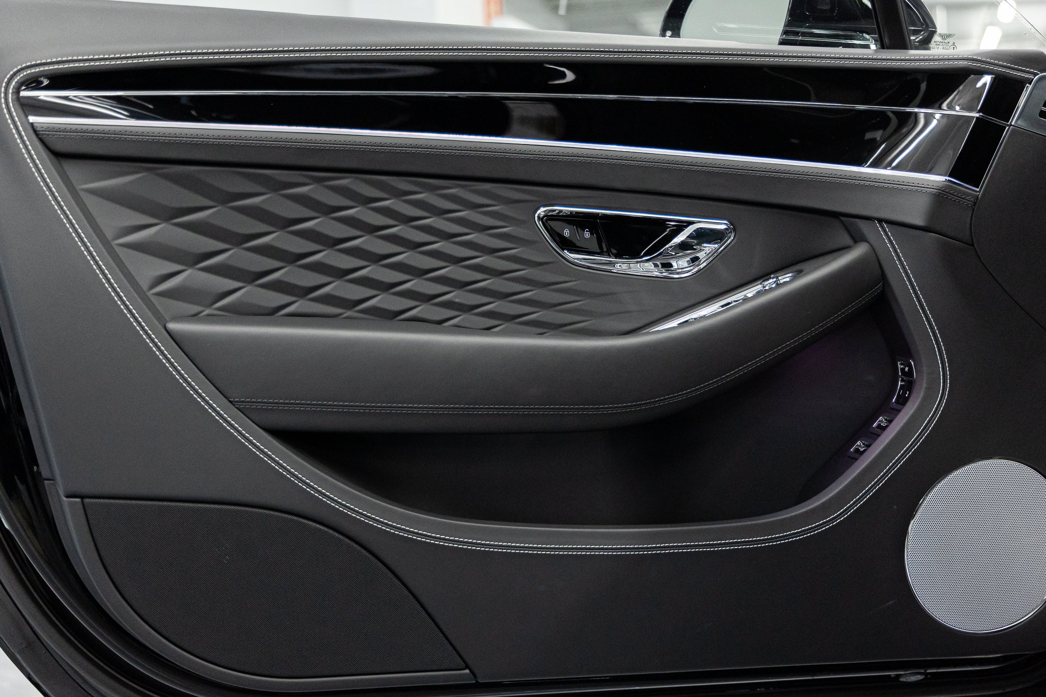 2026 Bentley Continental GT Azure - Photo 18