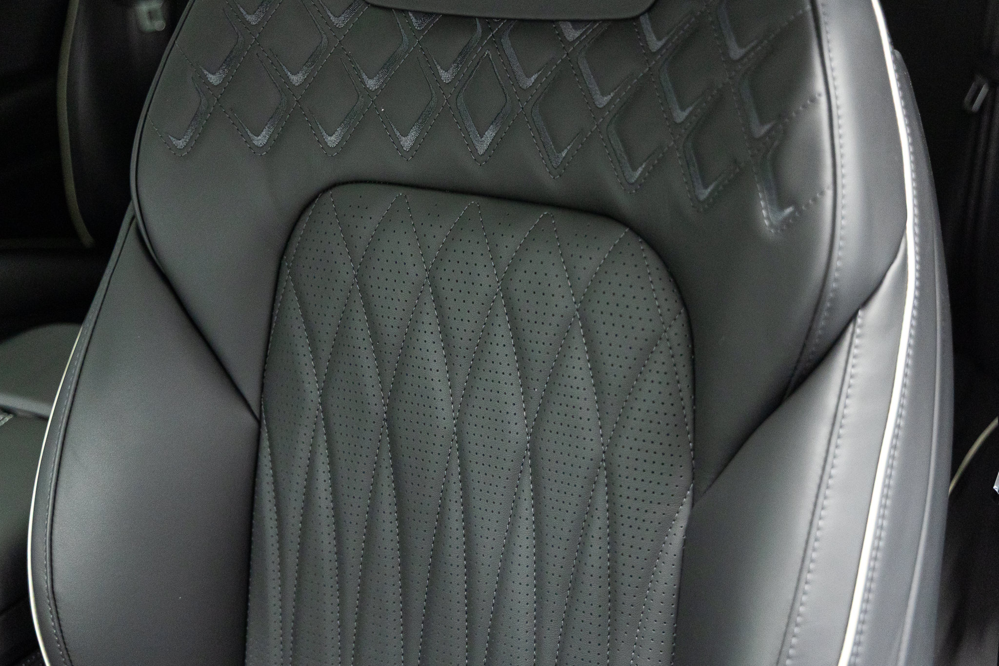 2026 Bentley Continental GT Azure - Photo 24