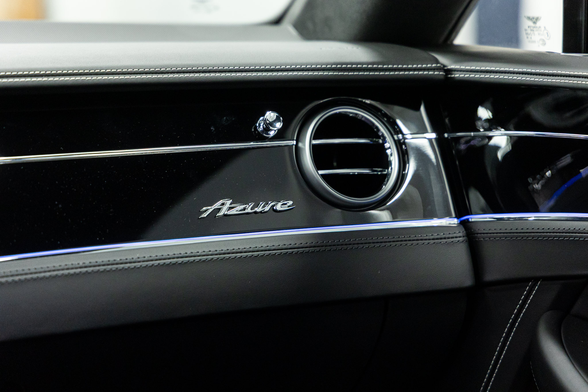2026 Bentley Continental GT Azure - Photo 31