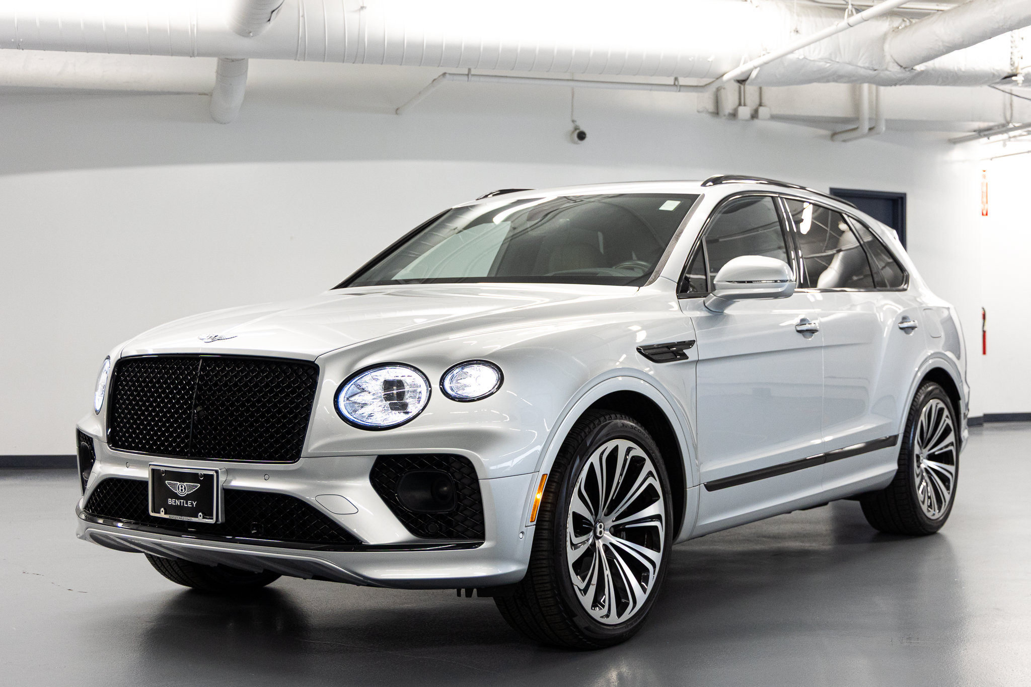 Certified 2023 Bentley Bentayga Hybrid V6 Hybrid V6 AWD