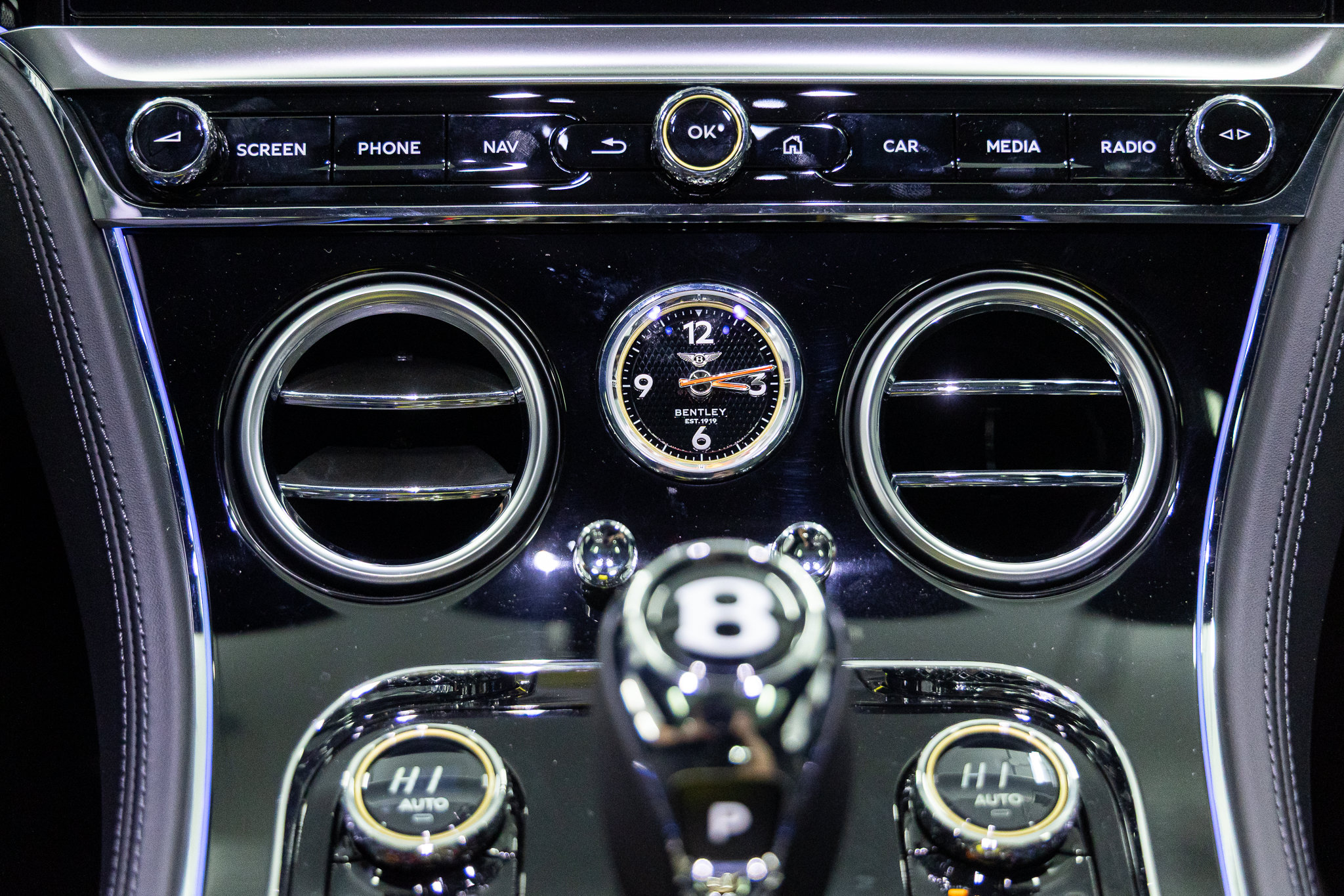 2026 Bentley Continental GT Azure - Photo 27