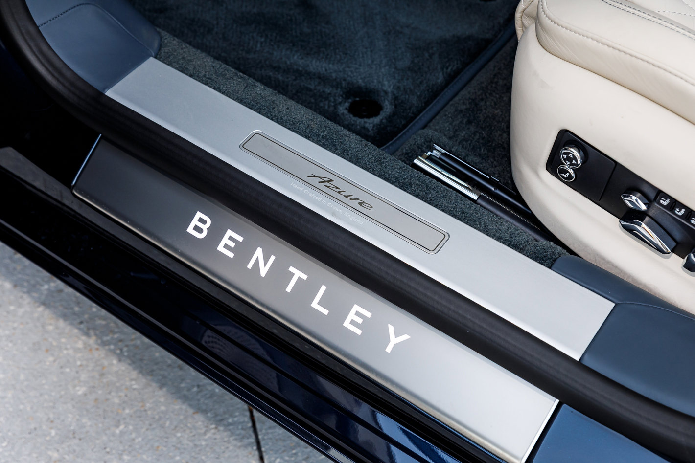 2026 Bentley Flying Spur Azure - Photo 25