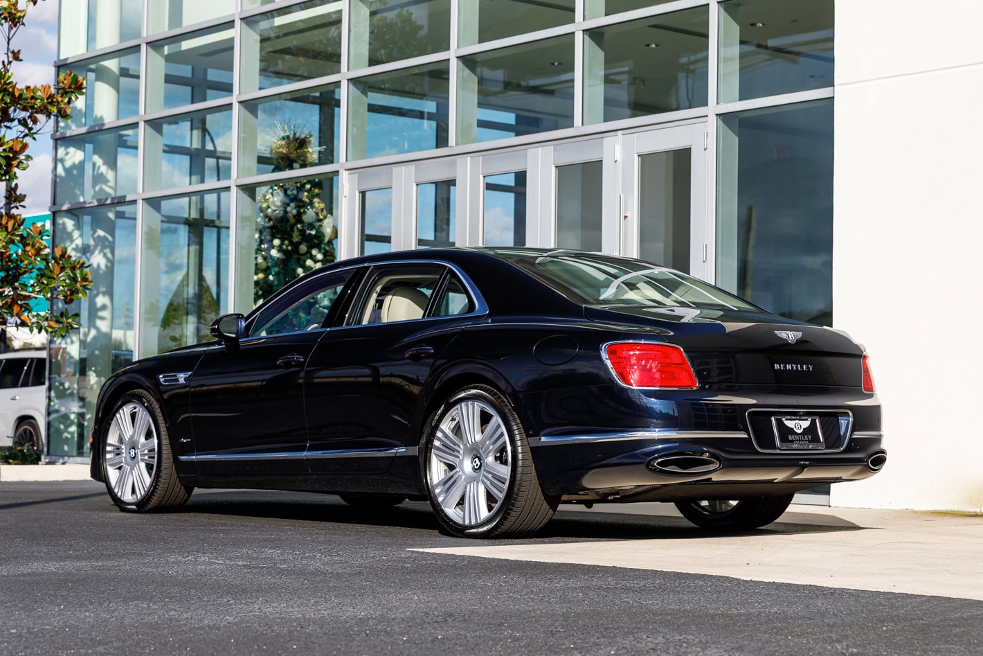 2026 Bentley Flying Spur Azure - Photo 9