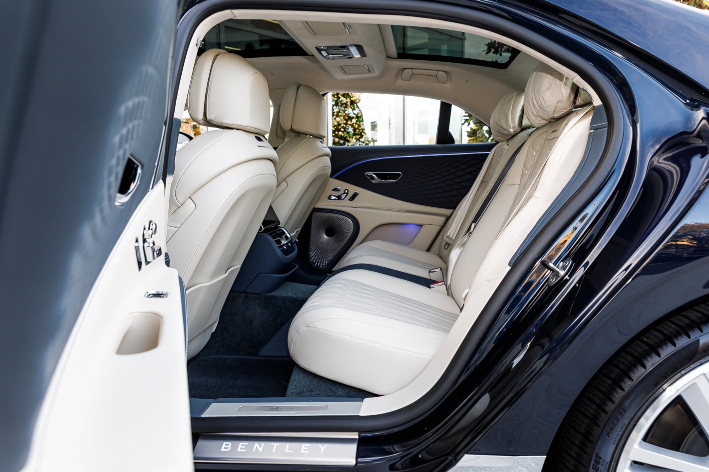 2026 Bentley Flying Spur Azure - Photo 34